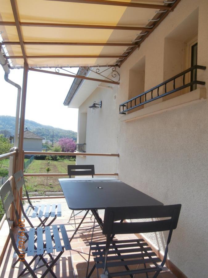 Gite Les Dames Du Quint 3 Etoiles Baume-les-Dames Exterior foto